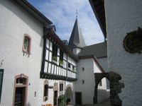 Kronenburg Mitteltor ( 1)
